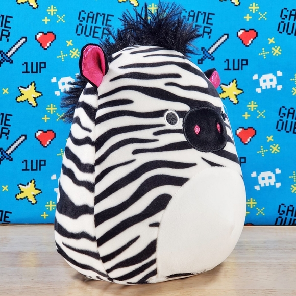 Squishmallow Tracey the Zebra 8" UltraSoft Stuffed Valentine's Day Plush NWT - Picture 2 of 12